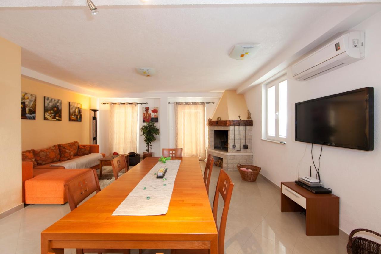 Villa Intrada Brela Extérieur photo