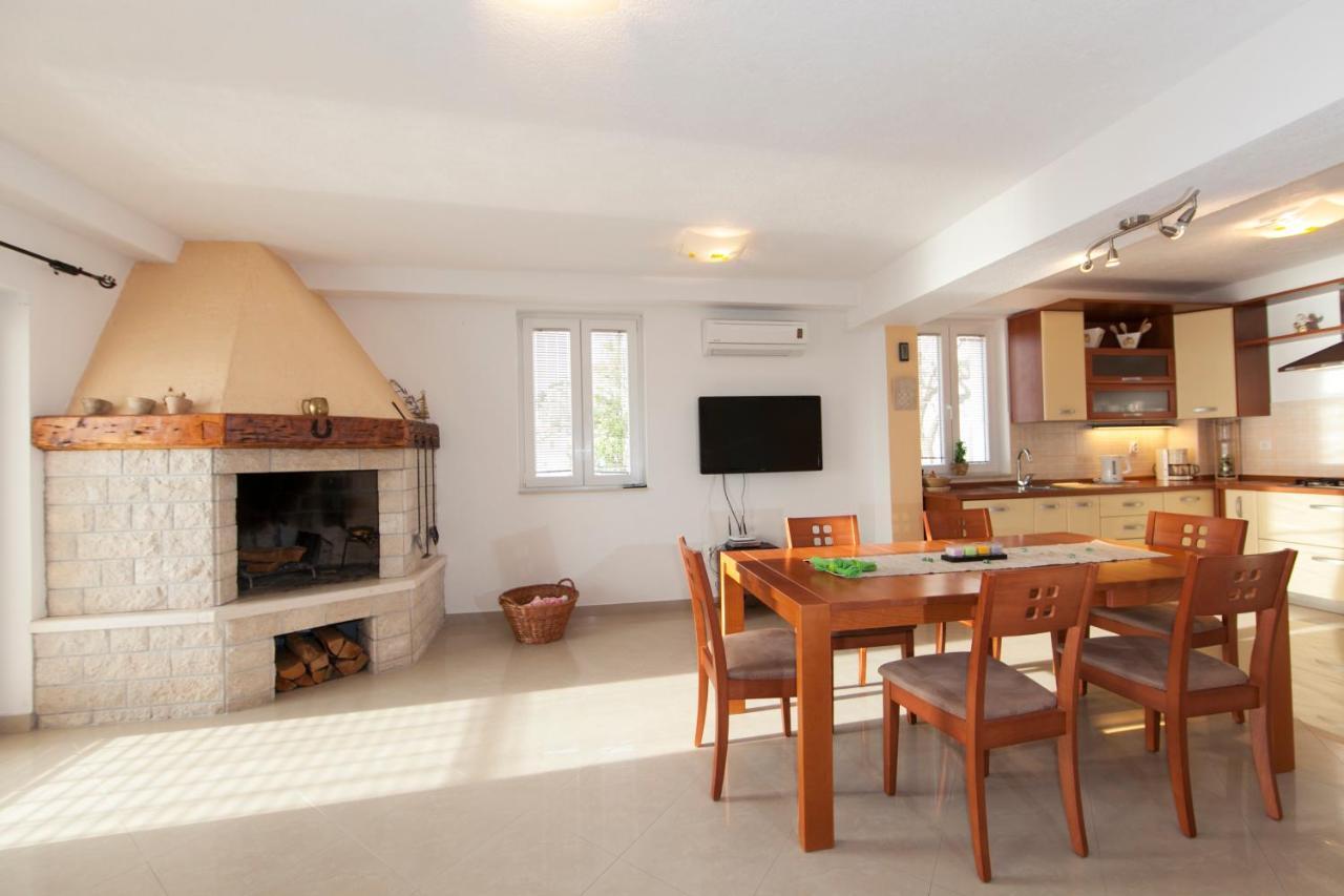 Villa Intrada Brela Extérieur photo