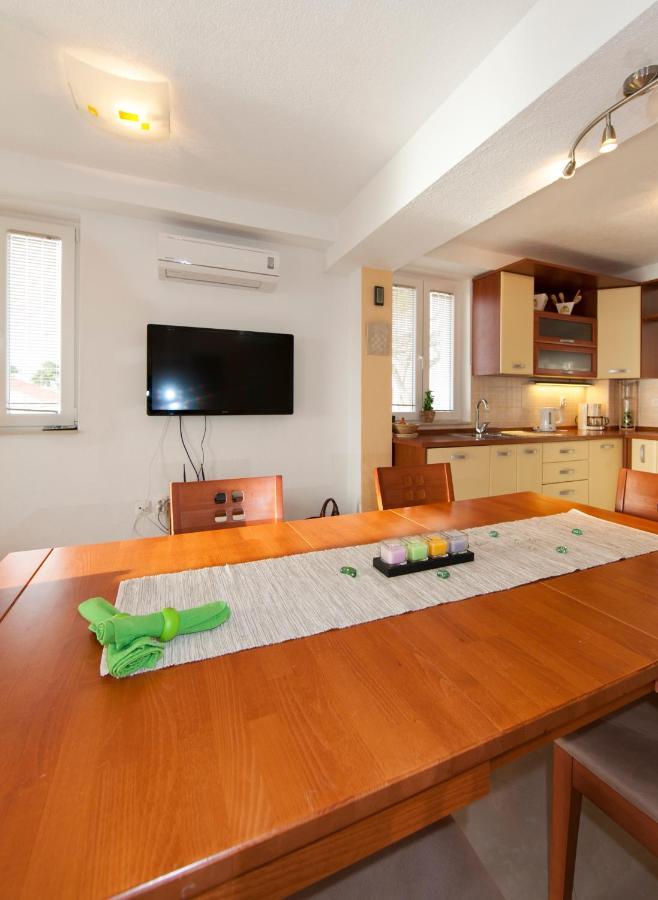 Villa Intrada Brela Extérieur photo